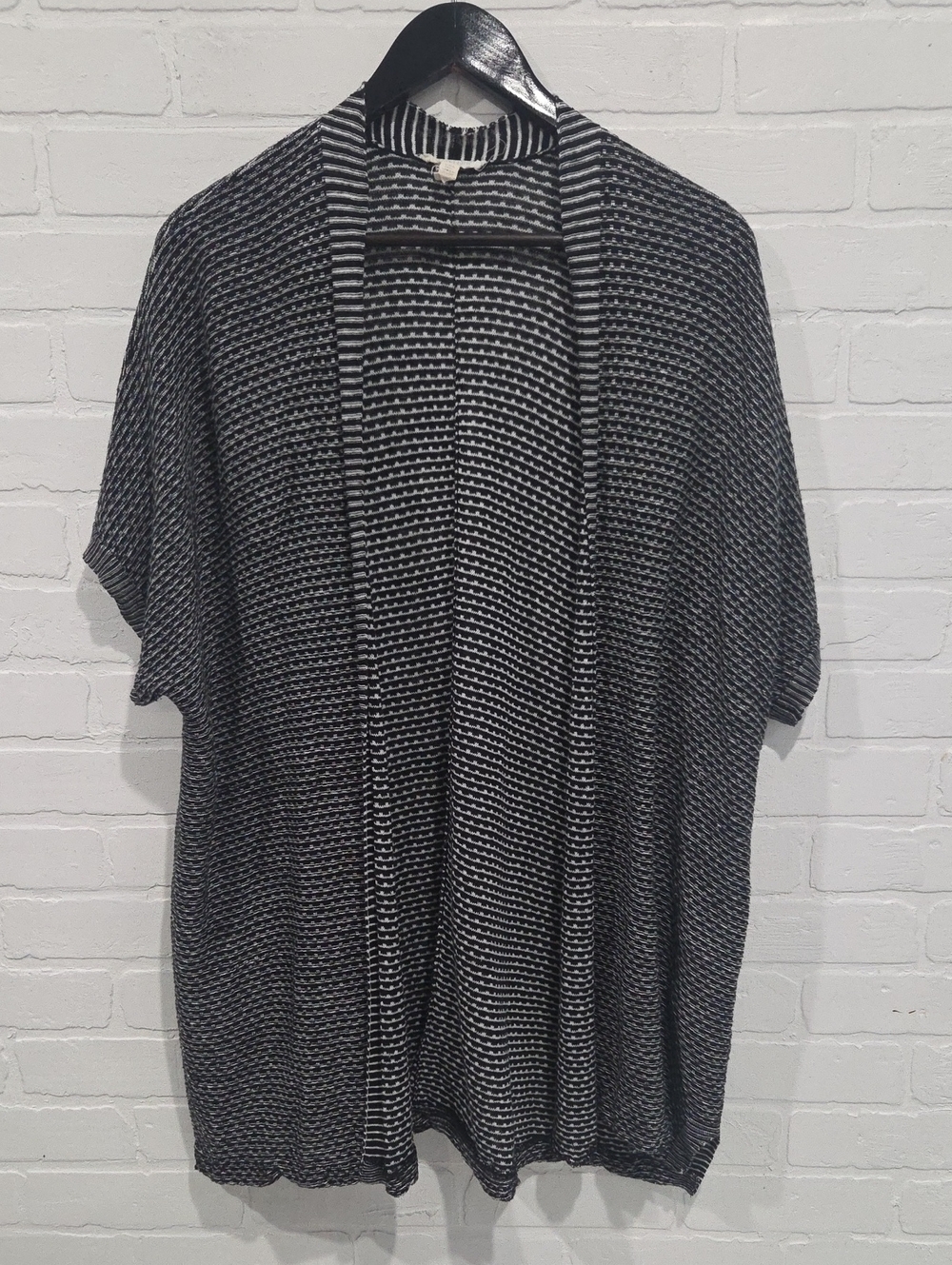 Eileen Fisher Black & White Textured Open-Front Cardigan